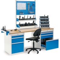 IBLG HP2016 05 318 Werkbank mit Aufbau CNC